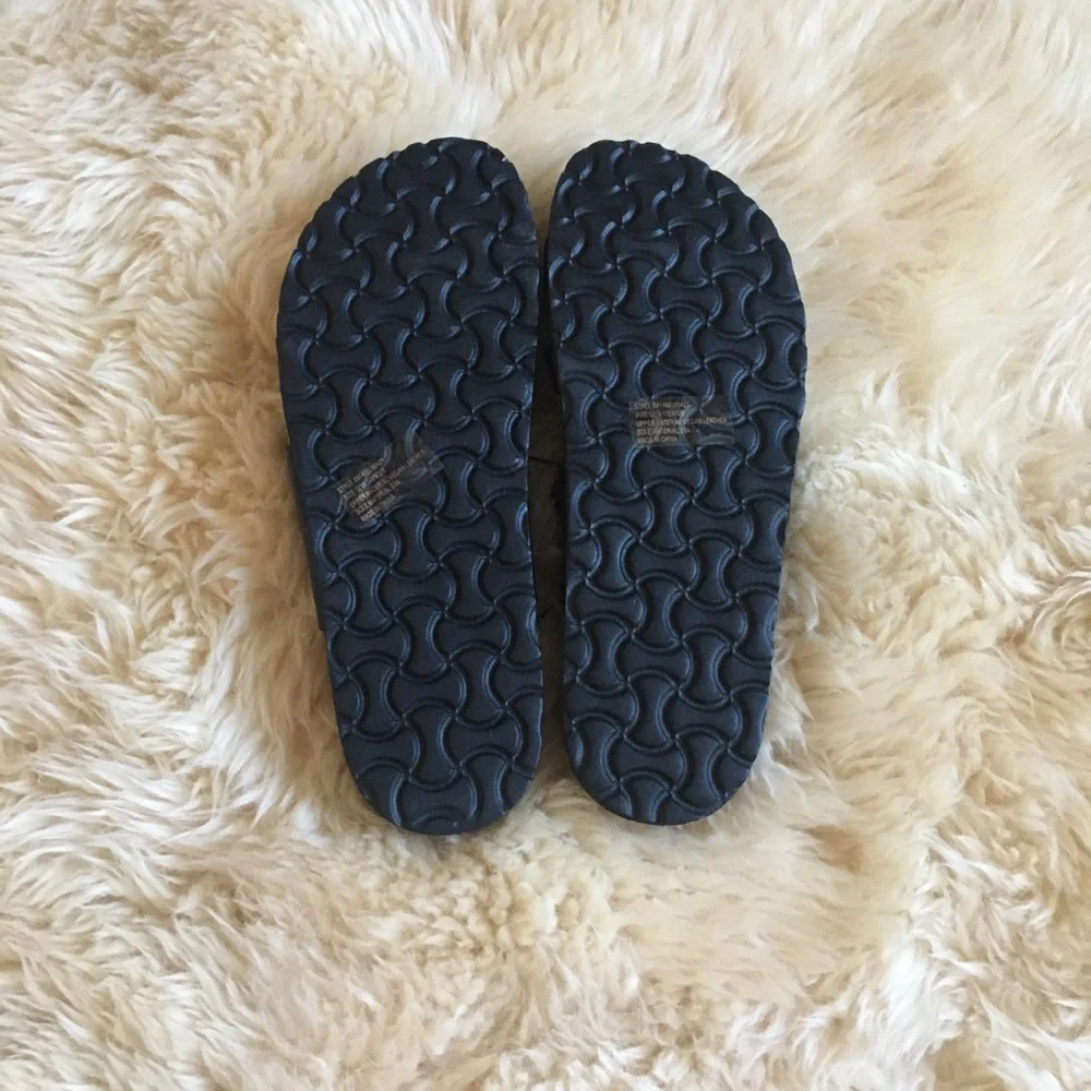 GIRLS SLIPPERS - Picture 5 of 8